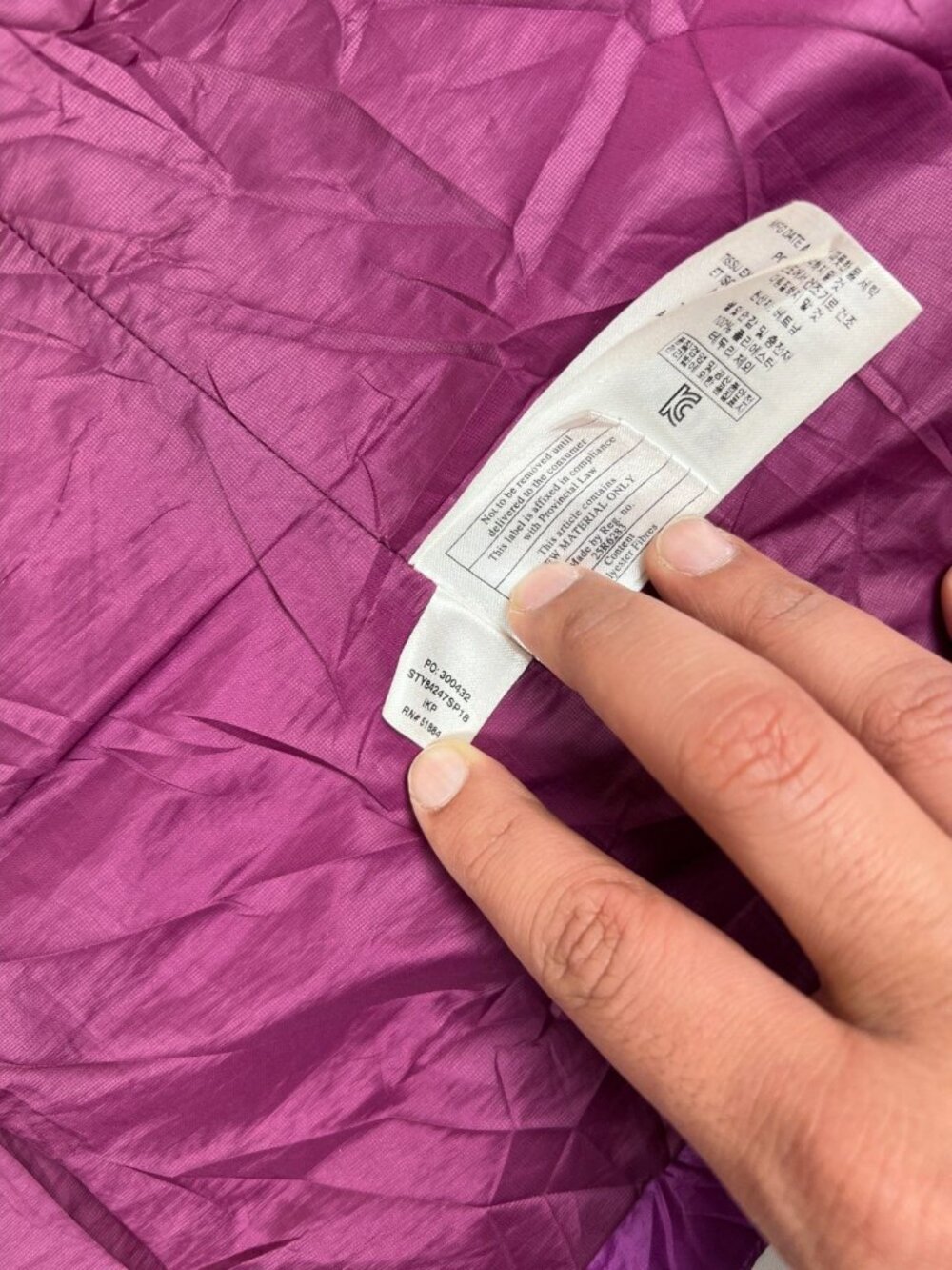 Patagonia Women S Nano Puff Vest Magenta Purple PrimaLoft Insulated 84247 SP16 - Picture 5 of 7